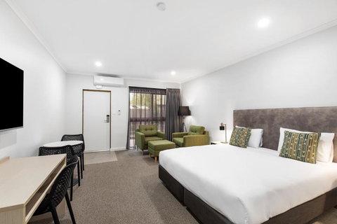 Presidential Motel - Tourism Hervey Bay 1