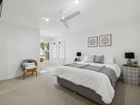Quay-Largo - Hervey Bay Accommodation 1