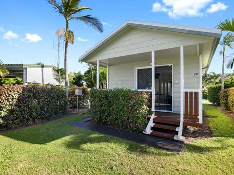 Queens Beach Tourist Village - Hervey Bay Accommodation 1