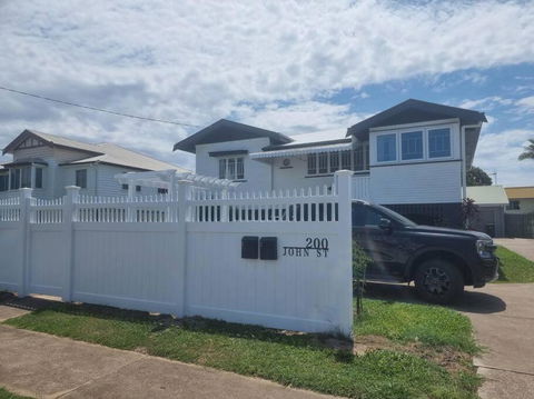 Queensland Charm In Maryborough - Hervey Bay Accommodation 0