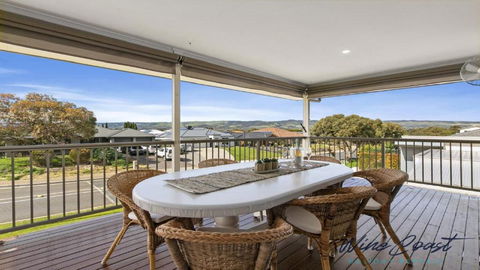 R & R Aldinga Beach By Wine Coast Holidays - Hervey Bay Accommodation 2