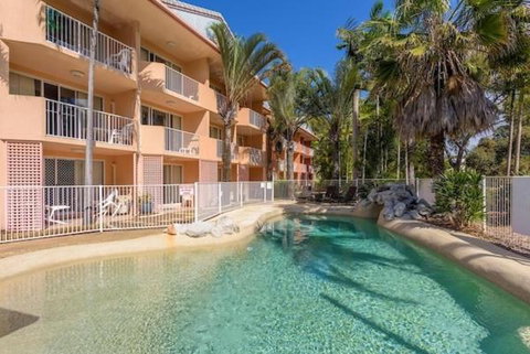 Rainbow Sands Resort - Tourism Hervey Bay 0