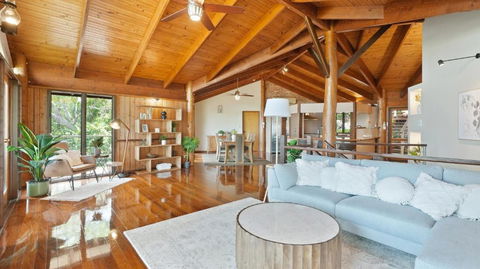 Rainforest Treehouse Sanctuary - With Ocean Views - Tourism Hervey Bay 1