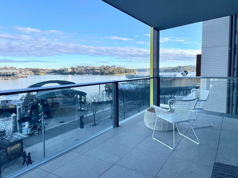 RARE Luxury Waterfront Living - Tourism Hervey Bay 1
