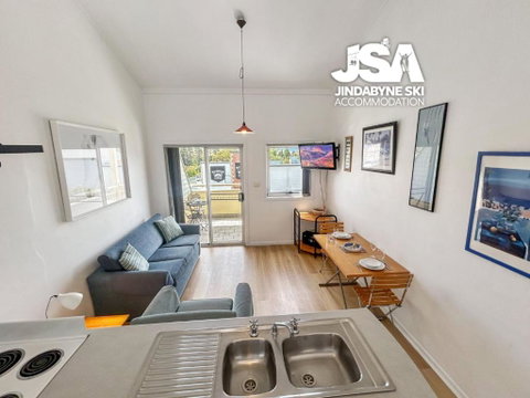 Razorback 3 - Hervey Bay Accommodation 1