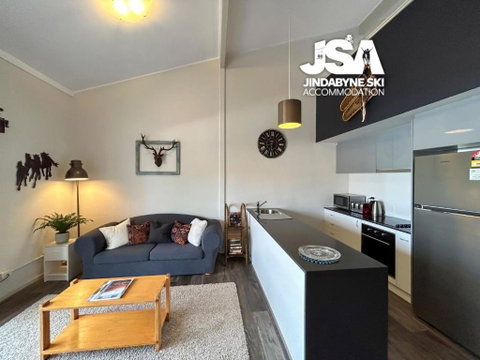 Razorback 6 - Hervey Bay Accommodation 2