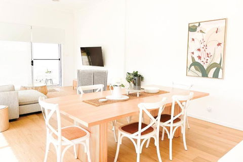 Red Brick Central Retreat - Hervey Bay Accommodation 0