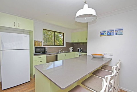 Red Door Beach House - Hervey Bay Accommodation 1