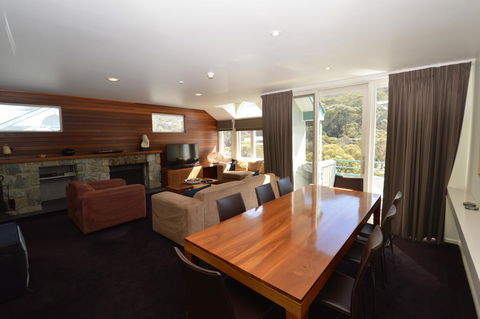 Aspect 2A - Tourism Hervey Bay 1