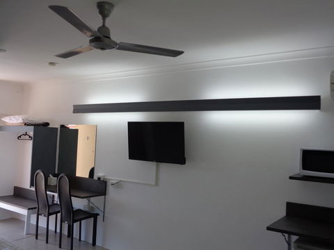 Aspley Sunset Motel - Hervey Bay Accommodation 1