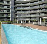 Astra Apartments Canberra - Manhattan - Hervey Bay Accommodation