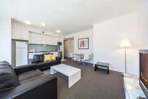 Astra Apartments Sydney - Hervey Bay Accommodation 3