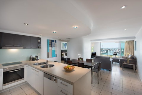 At Marina Shores - Hervey Bay Accommodation 2