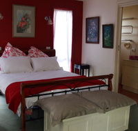 At the Gallery - Hervey Bay Accommodation