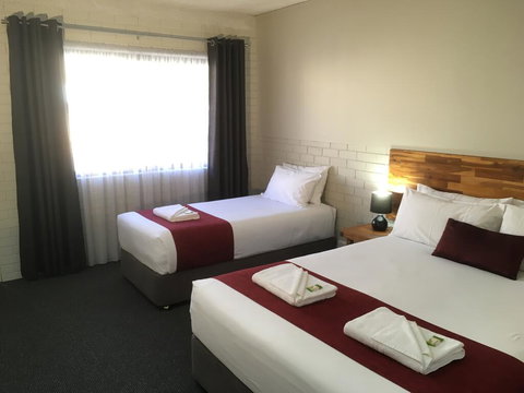Atlas Motel - Hervey Bay Accommodation 2