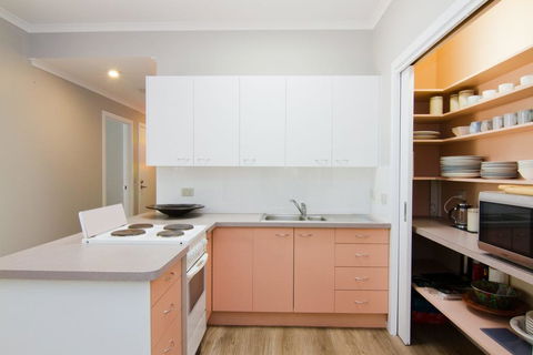 Atticus Cottage - Tourism Hervey Bay 1