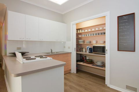 Atticus Cottage - Tourism Hervey Bay 2