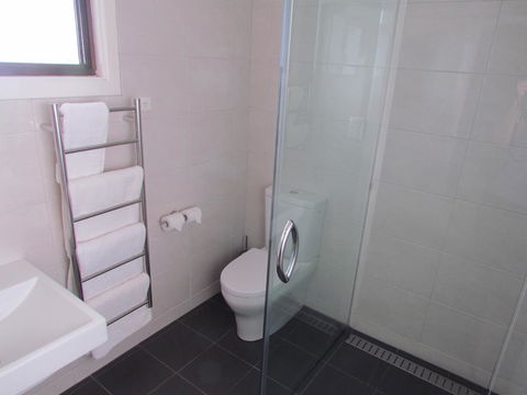 Augathella Motel & Caravan Park - Hervey Bay Accommodation 1