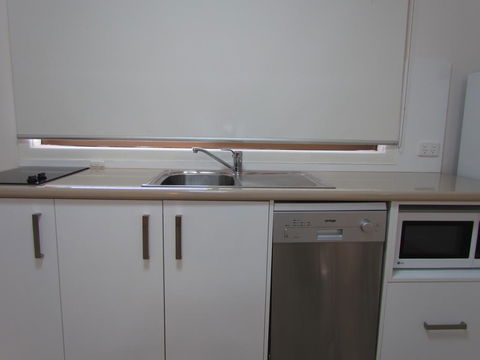 Augathella Motel & Caravan Park - Hervey Bay Accommodation 2