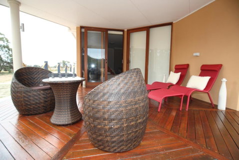 Aurora Cottages Bush Retreat - Hervey Bay Accommodation 1