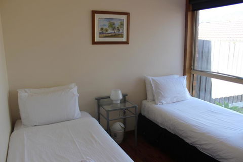Australian Home Away @ Doncaster Anderson Creek 2 - Tourism Hervey Bay 3