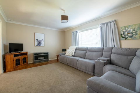 Autumn St - Trendy East Orange - Near CBD - Tourism Hervey Bay 2