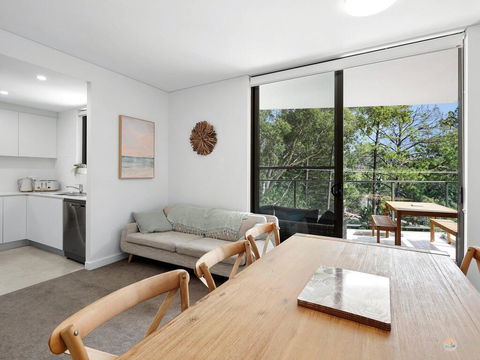 Avoca Beach Pad- 210/14-18 Cape Three Points Rd - Tourism Hervey Bay 2