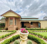 Avoca House - Circa 1900 Gorgeous Federation Home - Tourism Hervey Bay