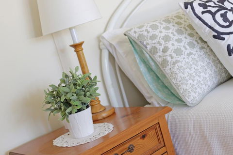 Avondale Cottage - Hervey Bay Accommodation 0