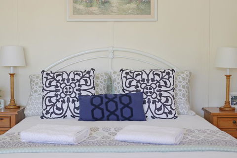 Avondale Cottage - Hervey Bay Accommodation 3