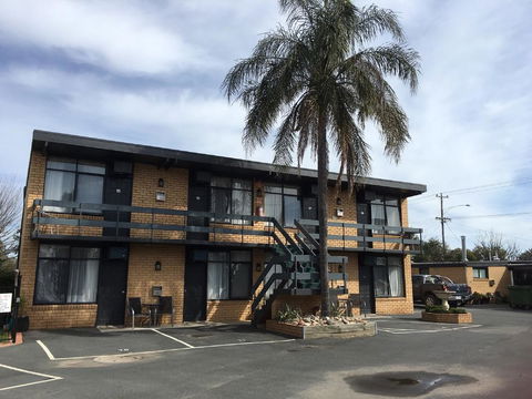 Avondel Motor Inn - Hervey Bay Accommodation 0