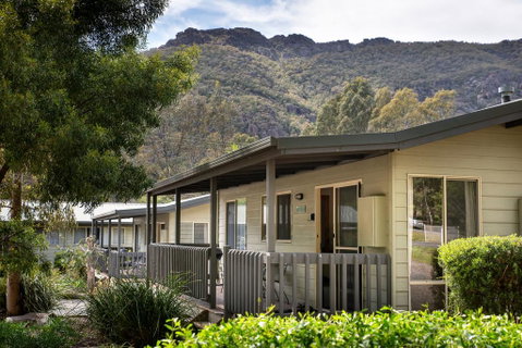 Awonga Cottages - Hervey Bay Accommodation 0