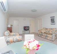 Aya apartment - Hervey Bay Accommodation