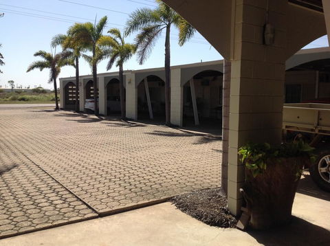 Ayr Max Motel - Tourism Hervey Bay 1