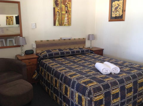 Ayr Max Motel - Tourism Hervey Bay 0
