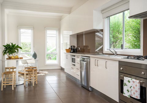 Azure Beach Retreat - Spa Luxury - Tourism Hervey Bay 3