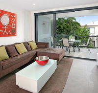Back of the Block Bulimba - Executive 3BR Bulimba apartment with leafy outlook - Hervey Bay Accommodation
