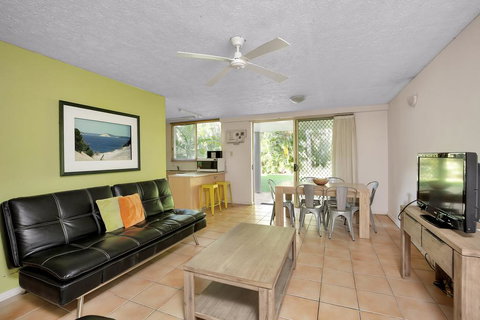 Baden 35 - Rainbow Shores, Walk To Beach, Pools, Tennis Court - Hervey Bay Accommodation 0