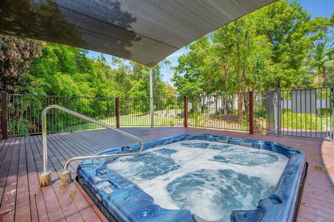 Baden 35 - Rainbow Shores, Walk To Beach, Pools, Tennis Court - Hervey Bay Accommodation 3