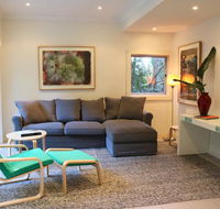 Balmoral Retreat a Garden Haven 2 Min to Beach - Hervey Bay Accommodation