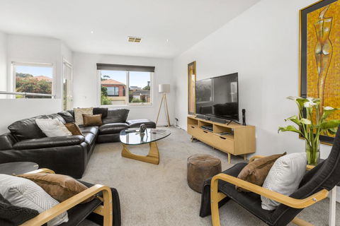 BANGALOW - MORNINGTON - Hervey Bay Accommodation 3