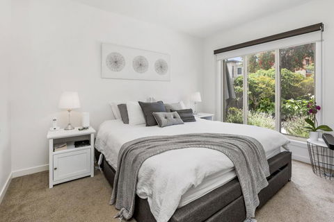 BANGALOW - MORNINGTON - Hervey Bay Accommodation 2