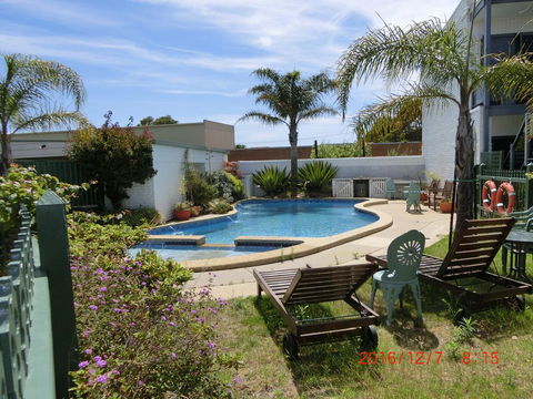 Banjo Paterson Motor Inn - Tourism Hervey Bay 0