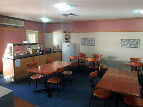 Banksia Motel - Hervey Bay Accommodation 3