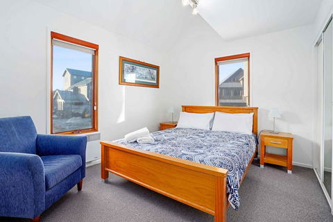 Barcoo - Hervey Bay Accommodation 0