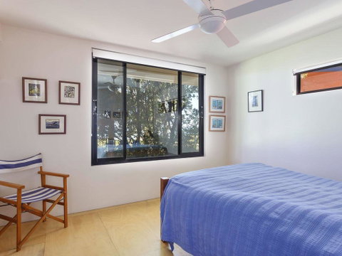 Barefoot Beach House - Hervey Bay Accommodation 3