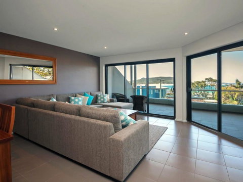 Barefoot Bliss @ Fingal Bay - Hervey Bay Accommodation 0