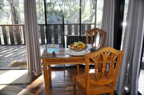 Barrabup Sanctuary BirdHide - Hervey Bay Accommodation 2