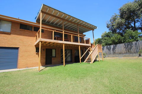 BARRELS AT BOOMERANG - Hervey Bay Accommodation 3