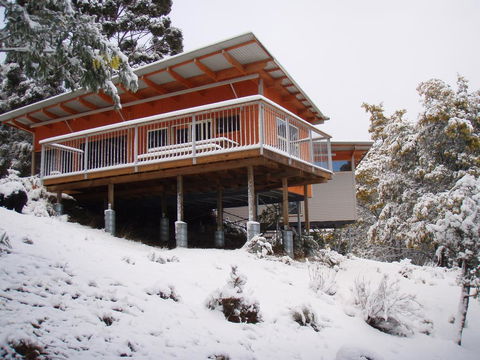 Base Camp Tasmania - Hervey Bay Accommodation 0